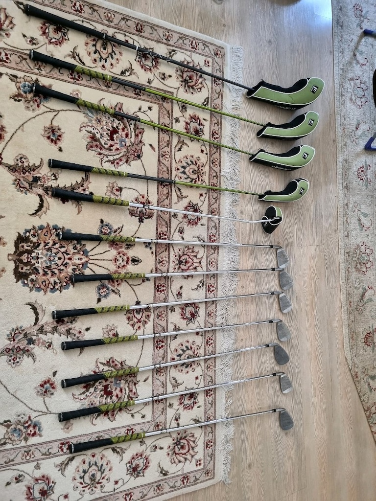 Golf seti komple takım , çok iyi durumdadır - 2