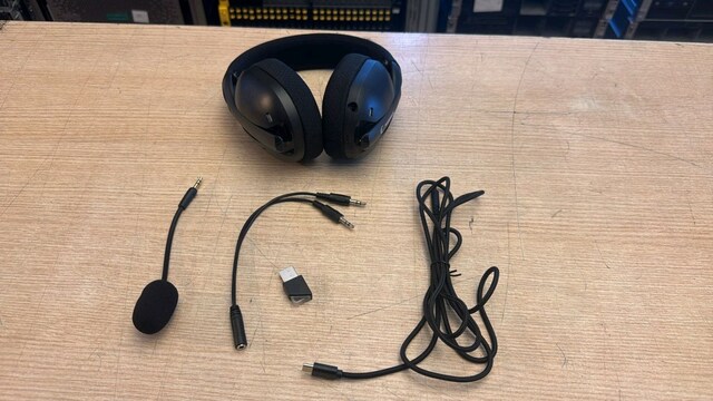 RAMPAGE CRACK SİYAH WIRELESS 2.4G+ BLUETOOTH MİKROFONLU PROFESYONEL GA