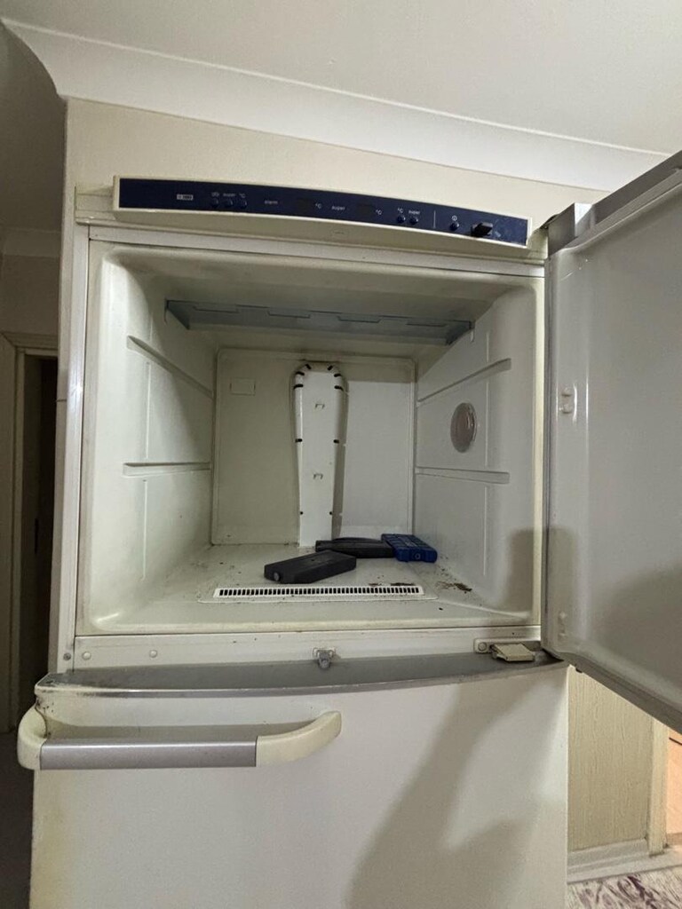 Bosch No Frost Buzdolabı – 483 LT – Sorunsuz Çalışıyor - 4