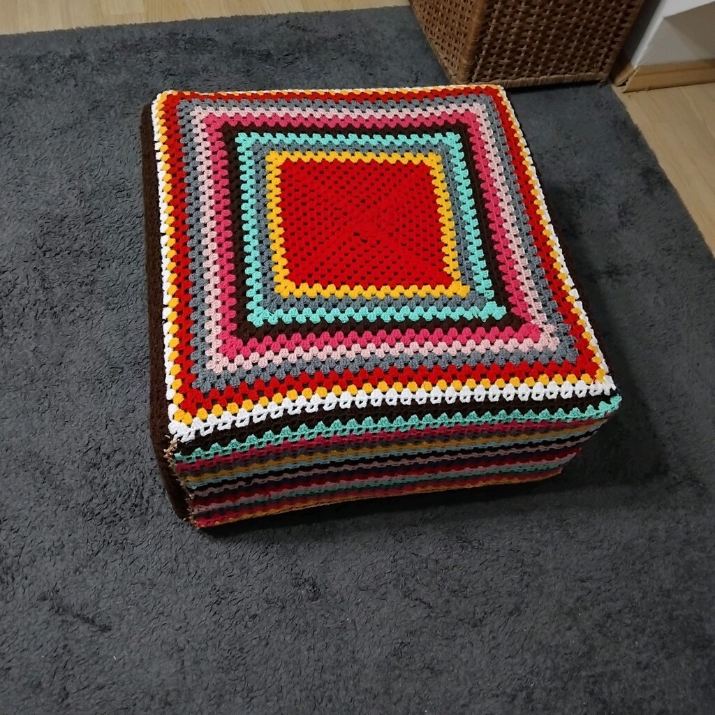 örgü detaylı oturma pufu - 9
