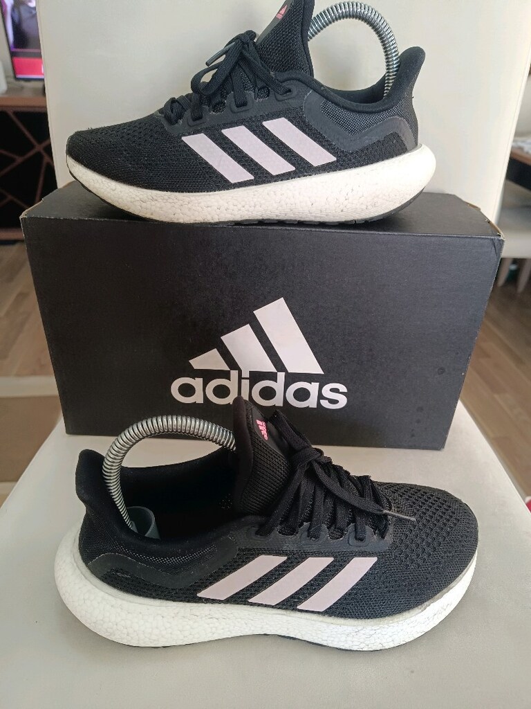 Adidas Pureboost 22 Orjinal sıfır gibi üründür Birkaç kez giyilmis - 5