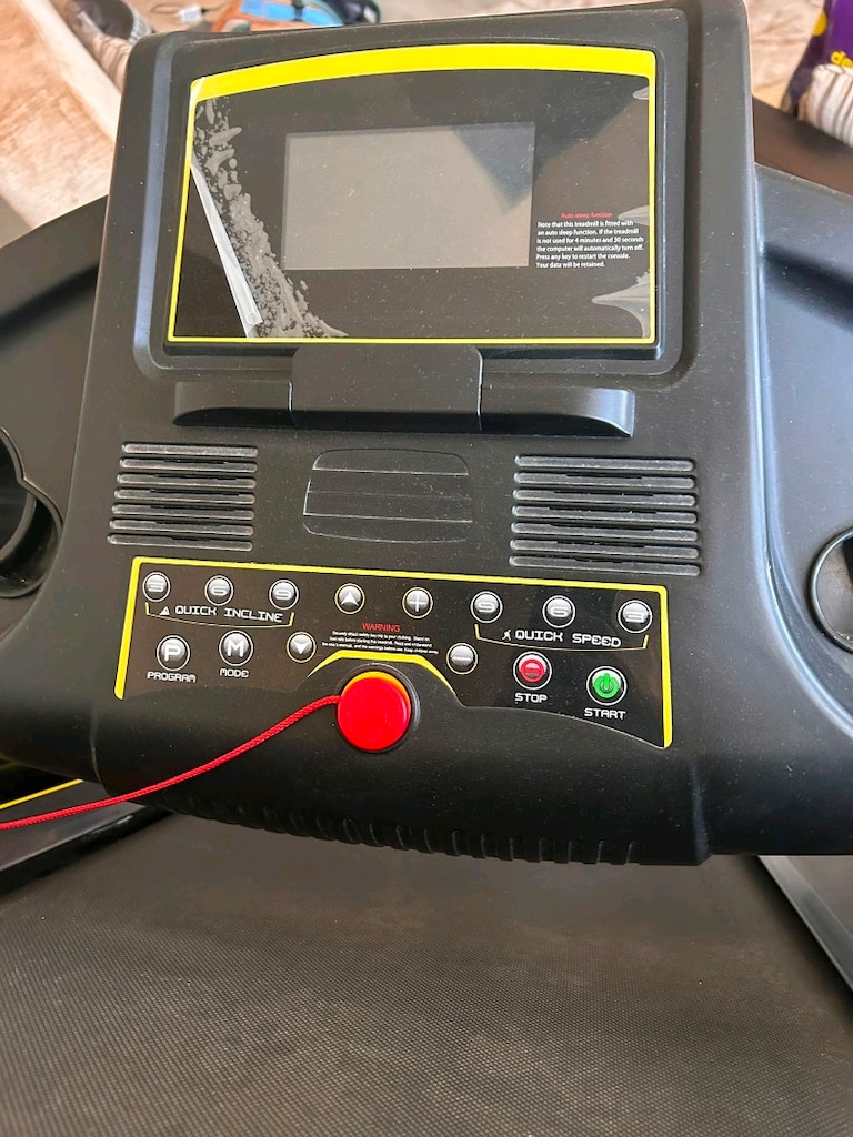 Fox Fitness C-320 Otomatik Eğimli Koşu Bandı – Çok Temiz - 3