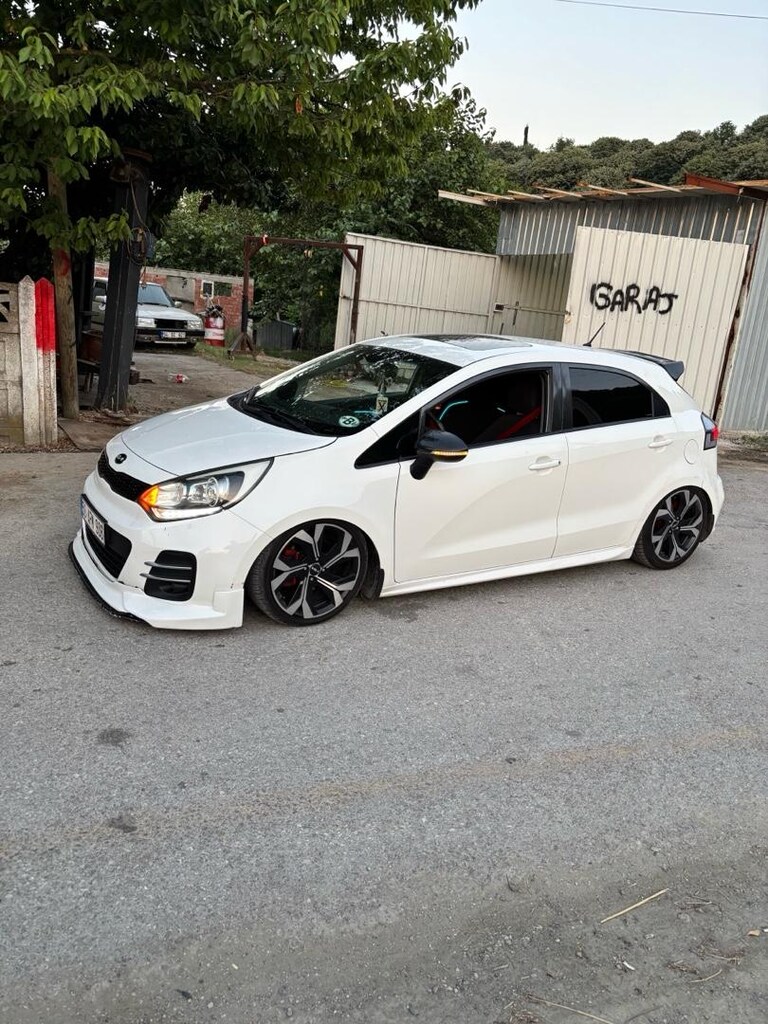 kia rio - 8