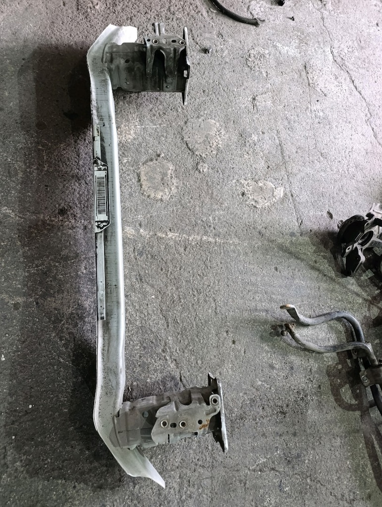 FORD FOKUS 3-3.5-KUGA-C-MAX 2 ORİJİNAL ÖN TAMPON DEMİRİ - 5