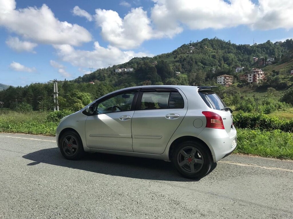 SATILIK TOYOTA YARİS - 3