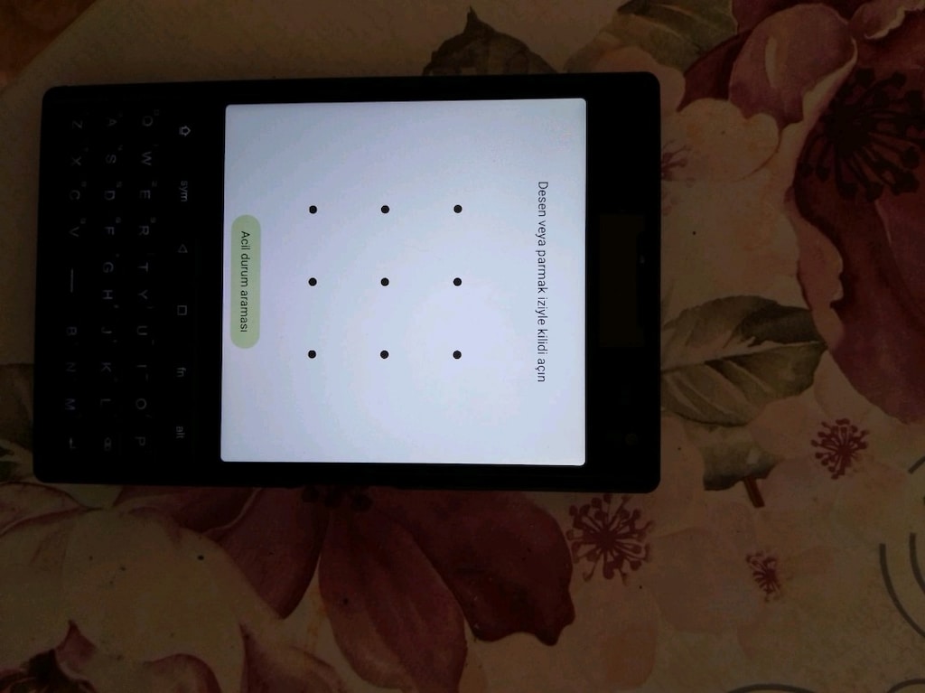 unihertz titan 2 klavyeli android cihaz - 2
