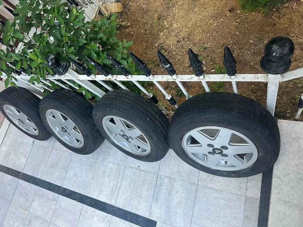6 kol jant lastik takımı Sıfır Ayarında Milestone 185.65.14.dir 4x100 - 3