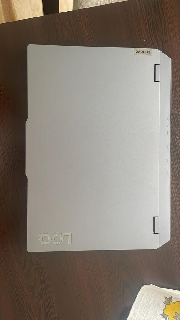 LENOVA LOQ 15IRX10 - 4