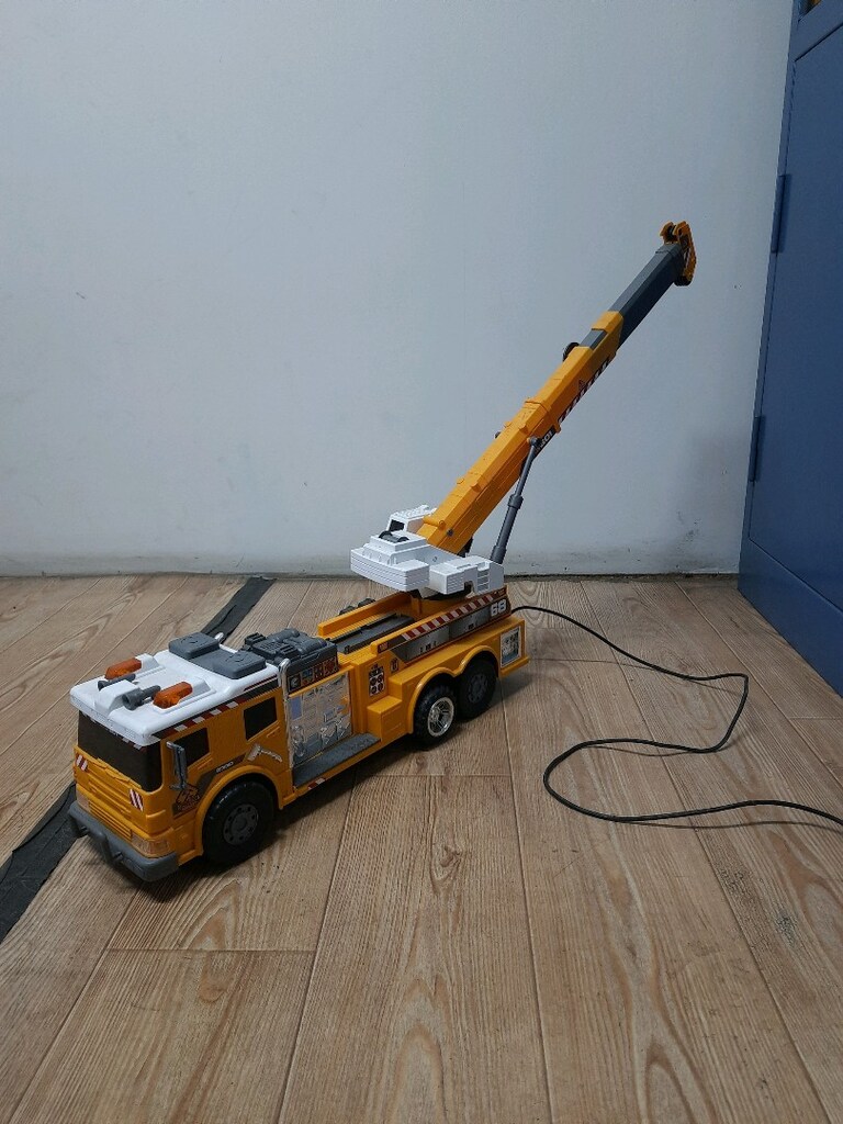 Uzaktan Kumandalı Mega Vinç - 6