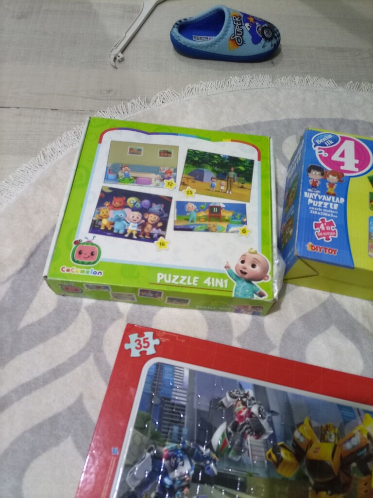 4 Puzzle Setleri 9Parça Takas olur - 2
