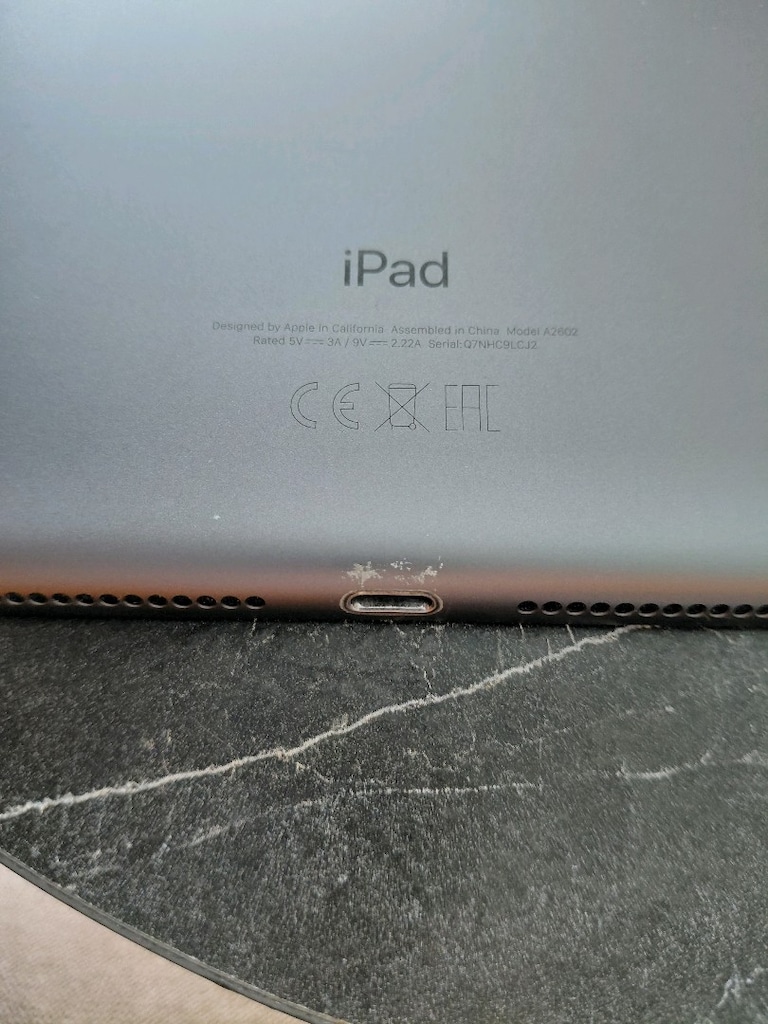 İpad 9. Nesil 256 GB + Kalem