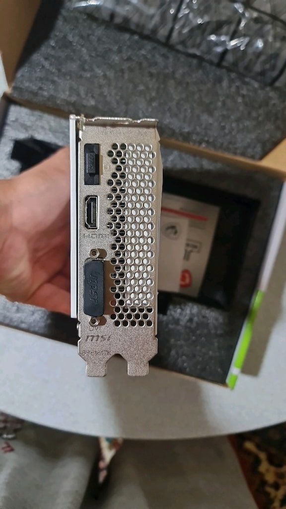 MSI GEFORCE RTX 3050 VENTUS 2X XS WHITE OC 8GB GDDR6 128Bit DX12 NVIDI - 5