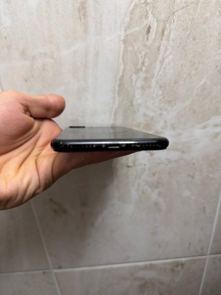 Apple 7 Plus TR cihazı İcoldu kitli - 5