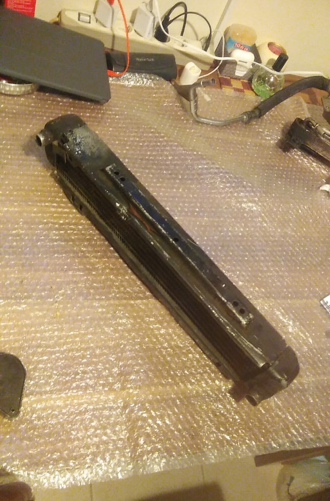 MERCEDES W116 YAĞ RADYATÖR SOĞUTUCU - 3