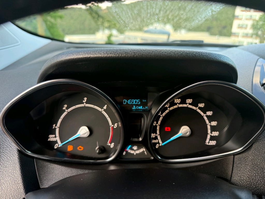 Ford Courier 2019 Değişensiz Boyasız 47000 km temiz Fatura Kesilecek - 20