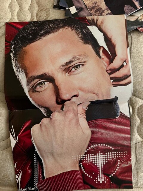 tiesto posteri