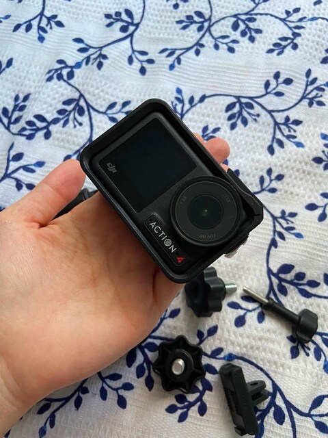 DJI OSMO ACTION 4ADVENTURECOMBO AKSİYON KAMERASI