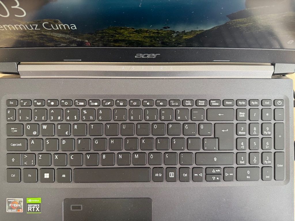 ACER *AMD RYZEN 5 5500U *16 GB RAM *512 GB SSD *RTX 3050 4 GB E.K - 5