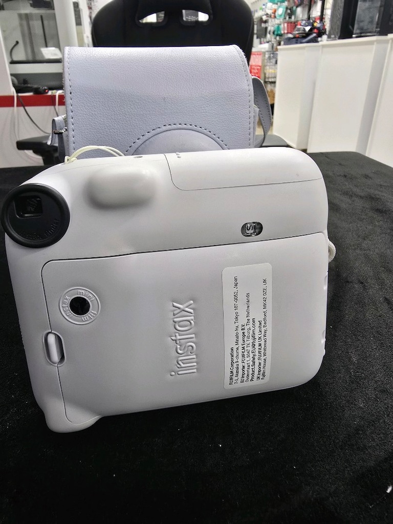 INSTAX Mini 12 | İkinci El Şipşak Fotoğraf Makinesi Temiz ve sorunsuz - 7