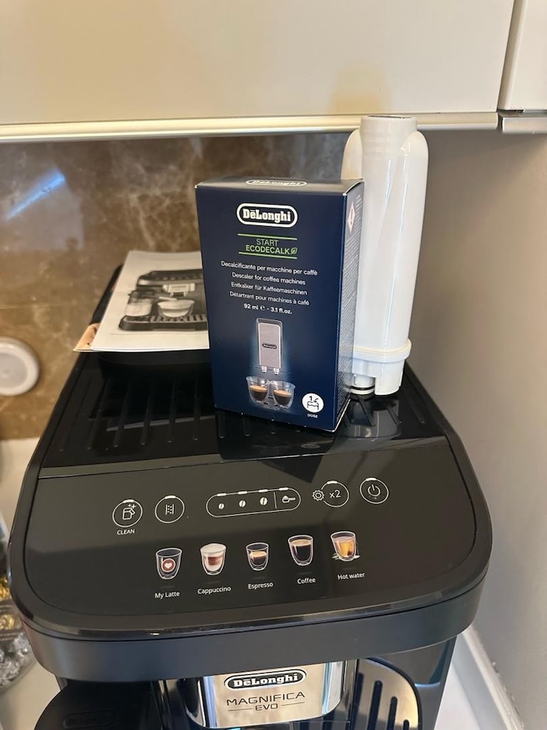 De’Longhi Magnifica Evo ECAM290.61.B – Az Kullanılmış, Süt Hazneli - 3