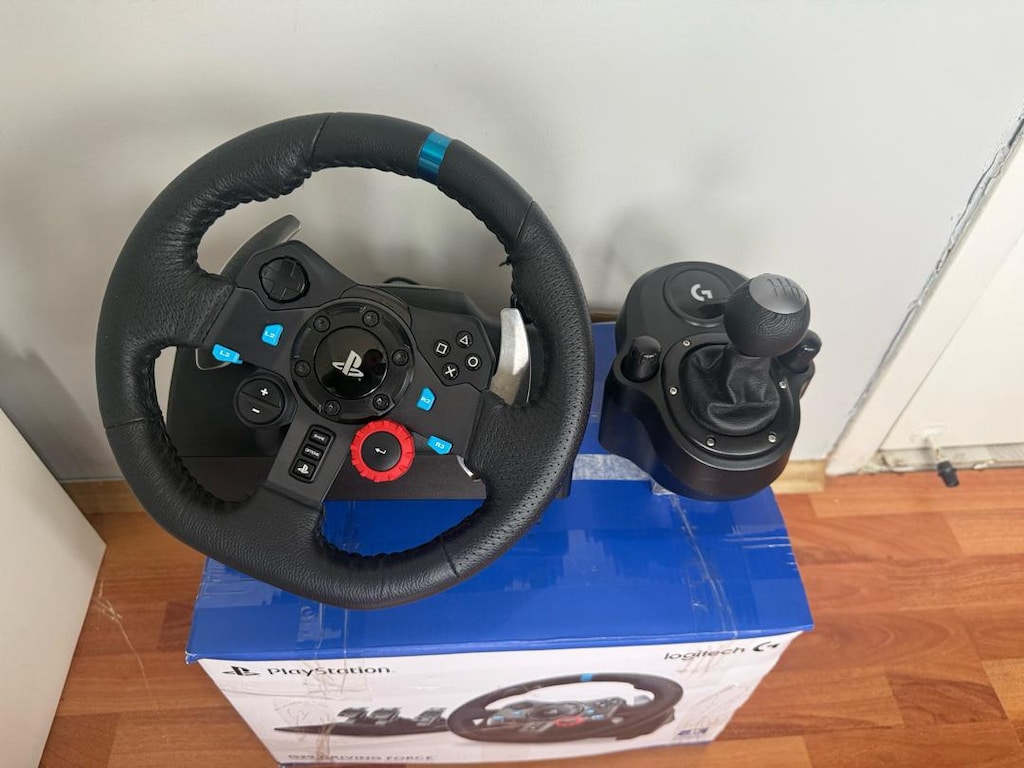 Logitech G29 Direksiyon + Pedal + Shifter Set sorunsuz - 2