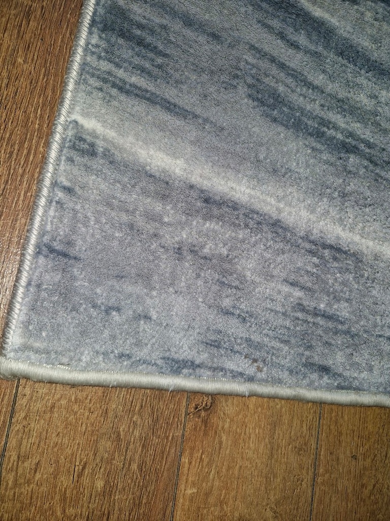 1.21 x 2.00 cm - 6