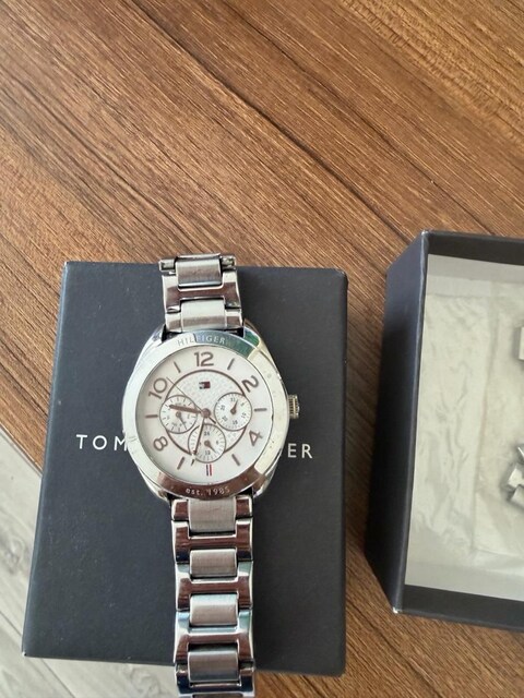 Tommy hilfiger Kol saati