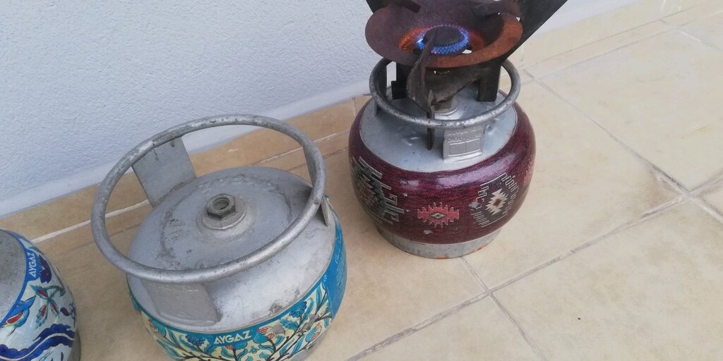 3 Adet var birisi dolu yanıyor - 4