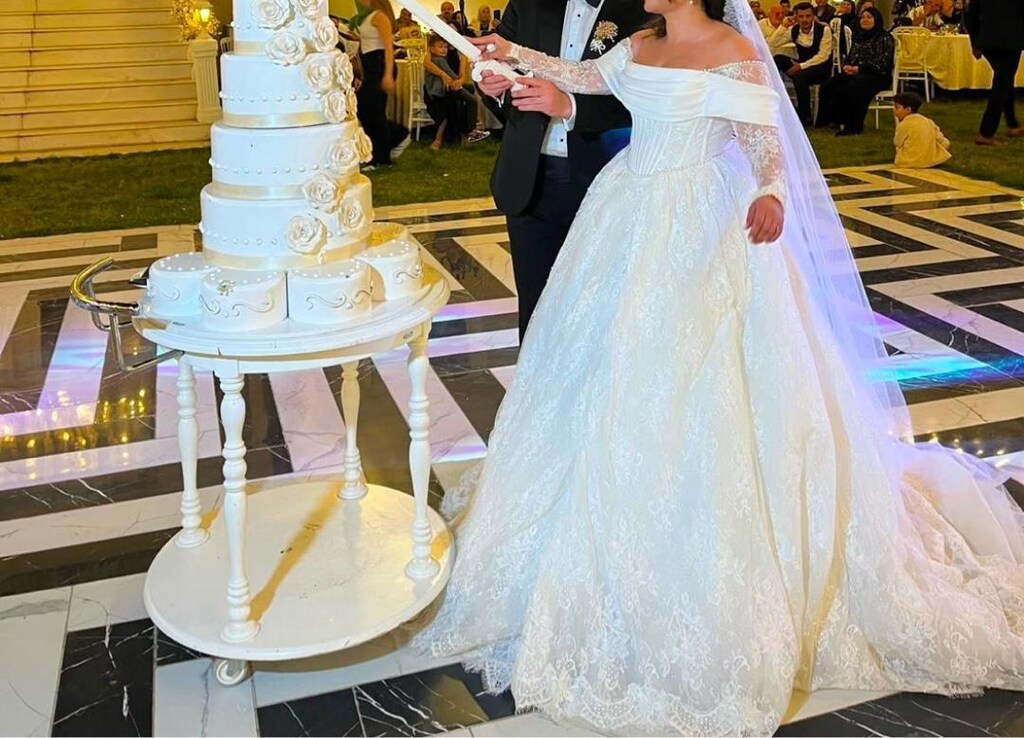 Fransız Dantel İnci Detaylı Gelinlik - 2