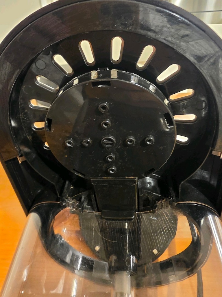 Bonavita BV1500TS 5-Fincan Termos Sürahili Filtre Kahve Makinesi - 4