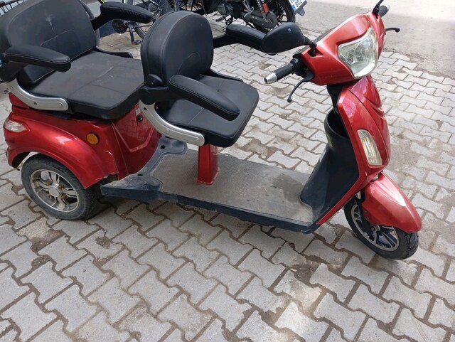 Volta Elektrikli 3 tekerlekli Motosiklet