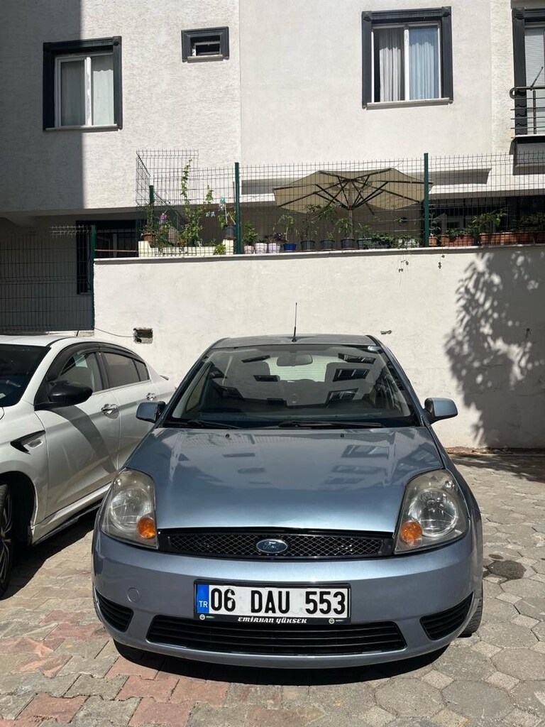 Ford fiesta 1.4 dizel - 2