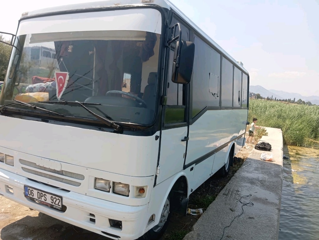 acil satılık karavan Iveco m23 - 10