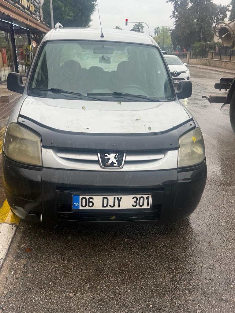 Gümüş Renk pejo partner - 2