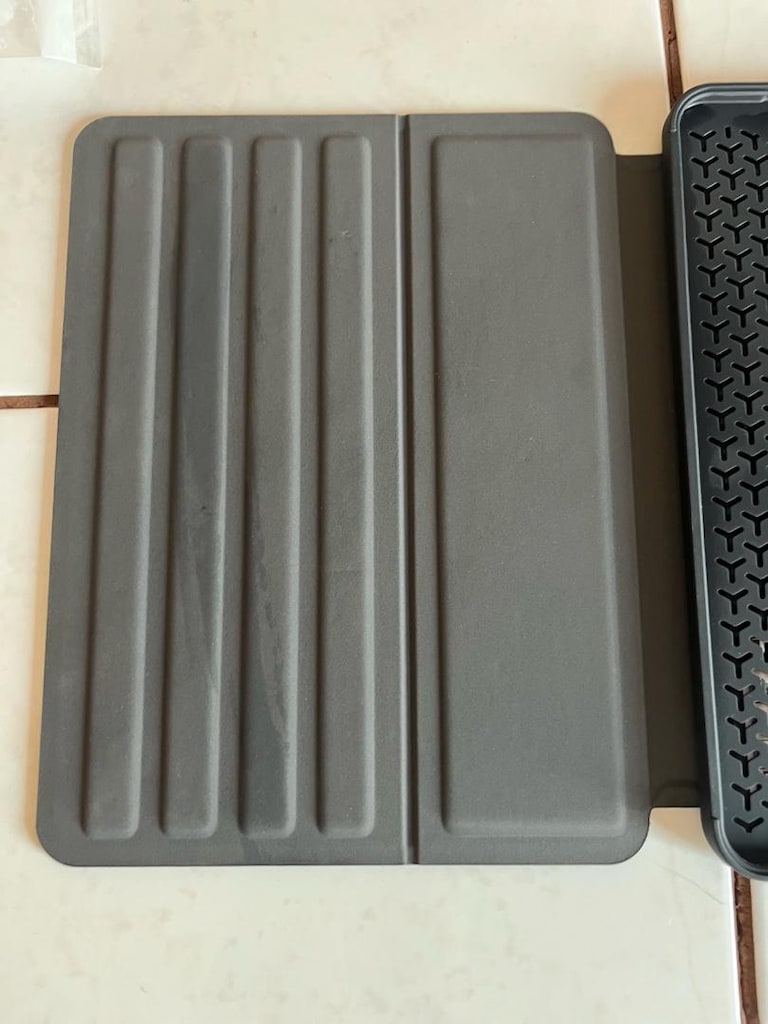 TARGUS THZ987 Click-In Rotation iPad Pro 11" (M4) Tablet Kılıfı - 4