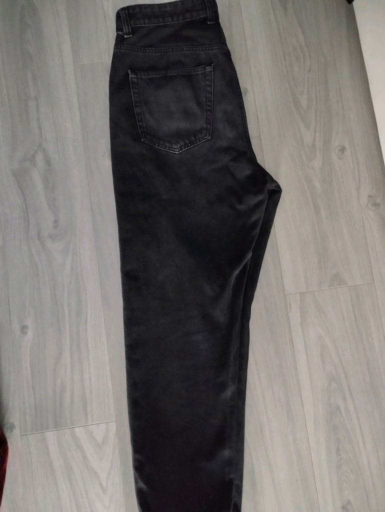 BERSHKA Marka Siyah kot pantolon, 44 beden Yepyeni, 1 kere giyildi.