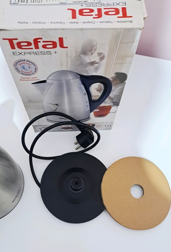 TEFAL KETTLE - 7