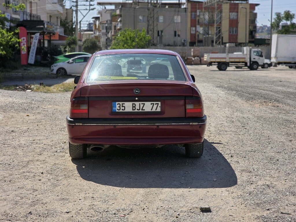 Opel Vectra - 9
