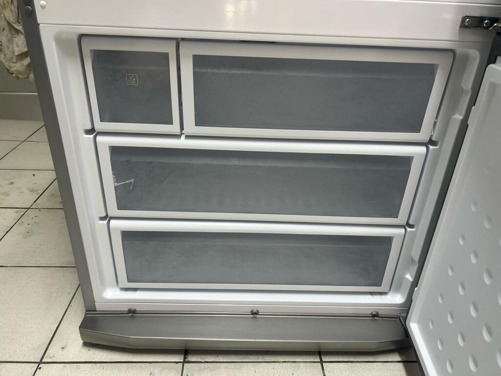 BEKO DİJİTAL XXL INOX BUZ YAPMA ÖZELLİĞİ - 10