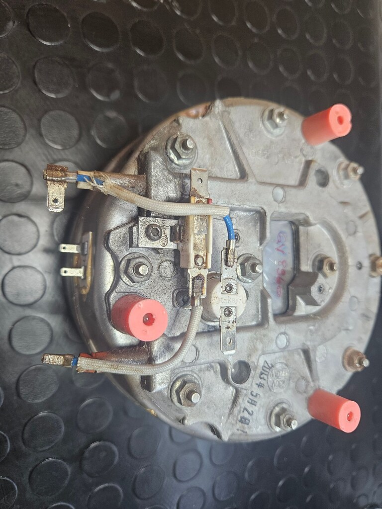 Tefal GV8960 Kazanlı Ütü Kazanı. - 2