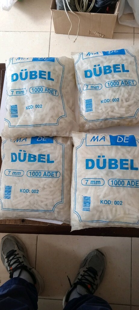 ALÇIPAN DÜBELİ VE 7MM DÜBEL - 10