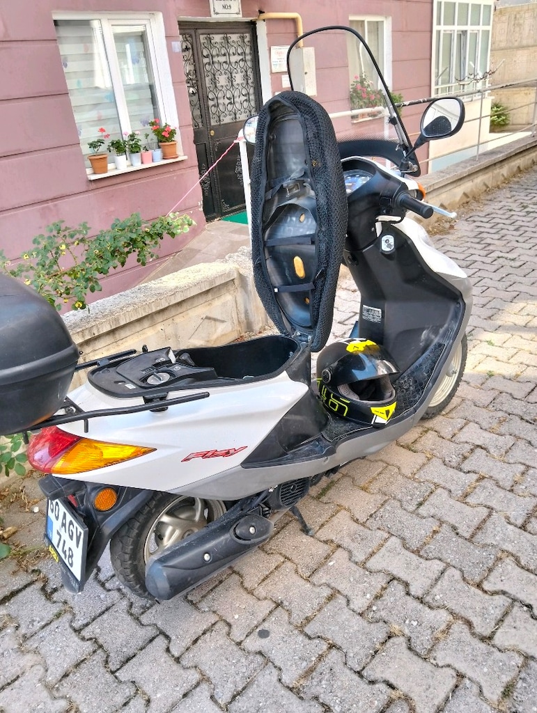 Honda Fizy - 2