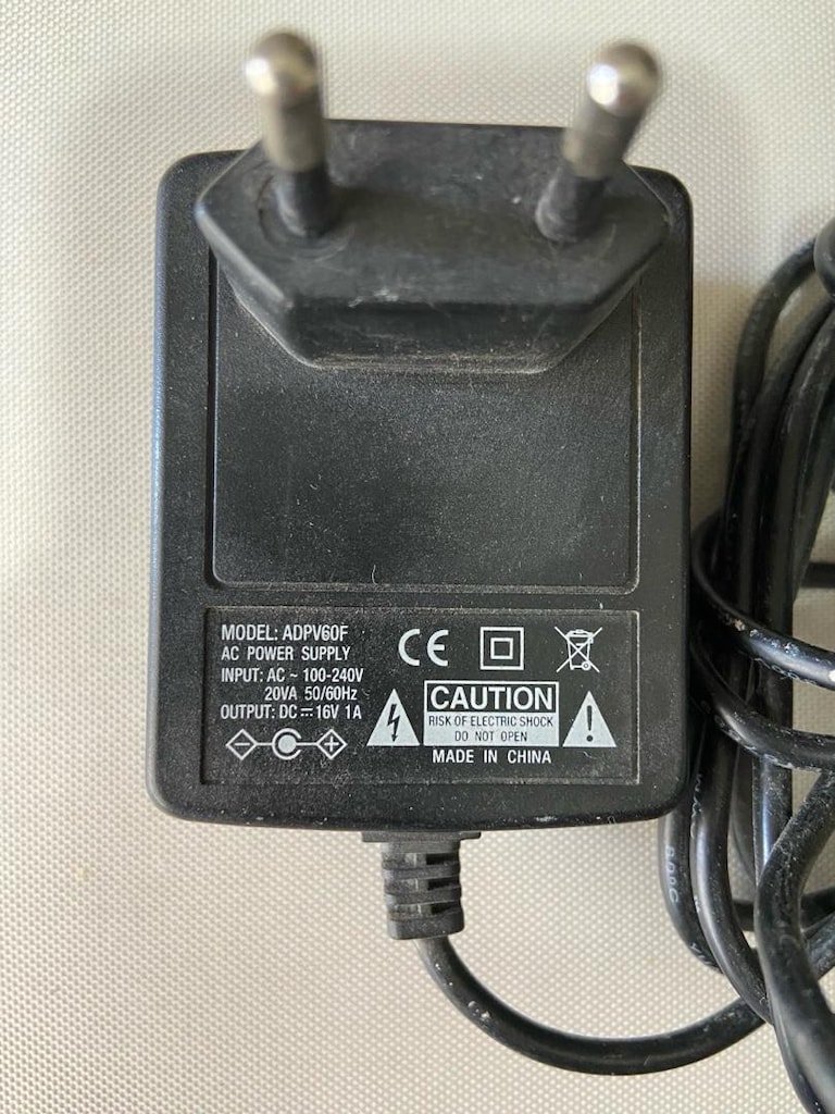 ADPV60F 16V/1A - 3