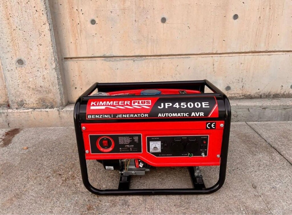 Benzinli Jeneratör 4.5 kW - 2