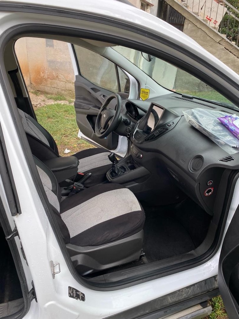 FORD TOURNEO COURİER - 7
