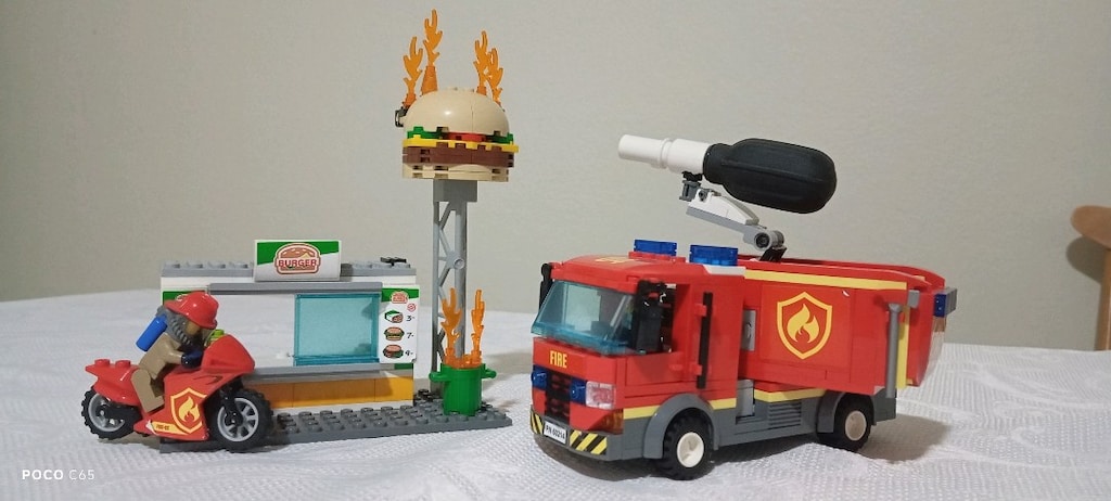 LEGO CİTY 60214 - 3