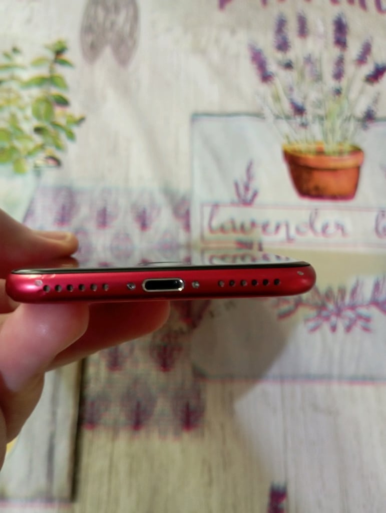 İPHONE SE 2020 64 GB - 4