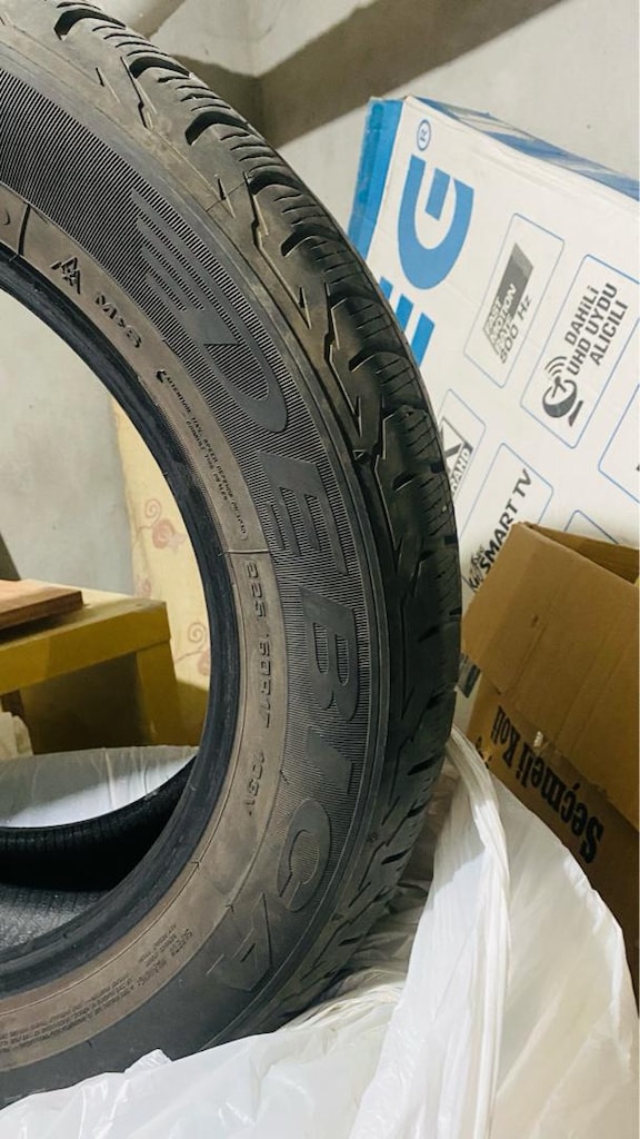 KIŞ LASTİĞİ 225-60R17 - 8