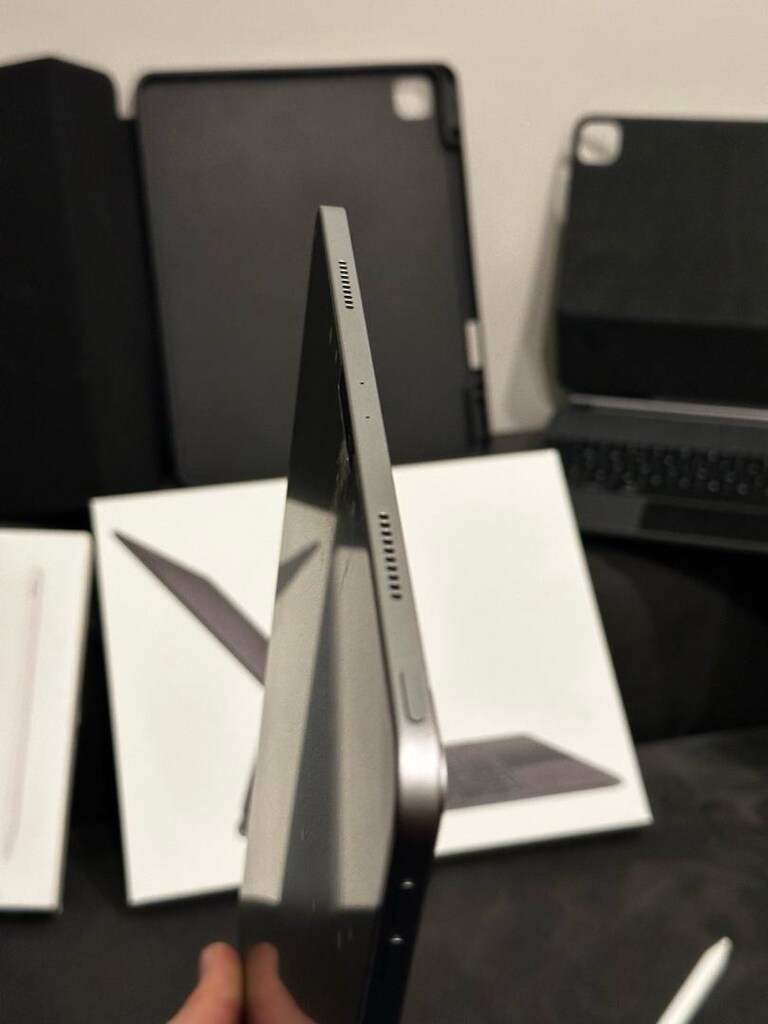 iPad Pro 12.9" 6. Nesil M2 - 512 GB Kutulu & Ekran Koruyuculu - 5