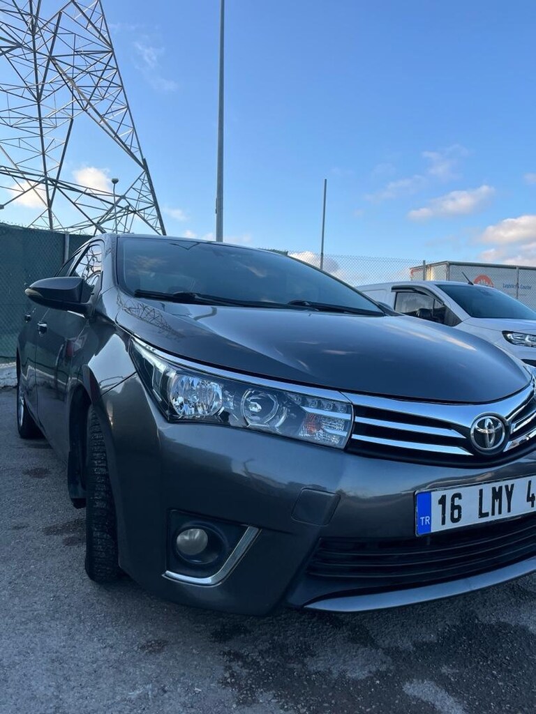 TOYOTA COROLLA 2015 - 3